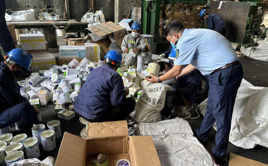 TP. Hồ Chí Minh xử phạt trên 340 vụ vi phạm về an toàn thực phẩm