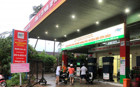 Tăng cường nguồn cung, giải quyết tình trạng khan hiếm xăng dầu trên địa bàn huyện Côn Đảo