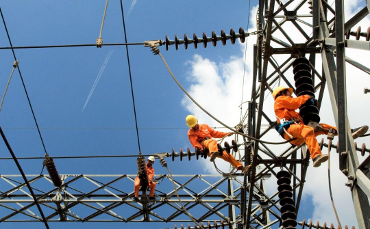 Sau Công điện của Thủ tướng, Ủy ban Quản lý vốn chỉ đạo EVN, PVN, TKV triển khai các giải pháp bảo đảm cung ứng điện