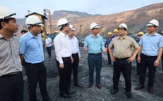 Thủ tướng Chính phủ đánh giá cao TKV trong sản xuất, tăng sản lượng, đáp ứng than cho nhiệt điện