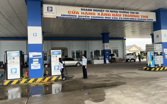 Quản lý thị trường các tỉnh, thành phố xử phạt nhiều cửa hàng xăng dầu vi phạm