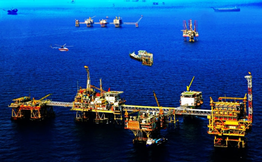 Ứng dụng công nghệ nâng cao hệ số thu hồi dầu tại bể Cửu Long