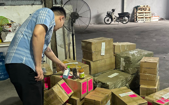 Quản lý thị trường Hà Nội: Tạm giữ gần 3.000 sản phẩm mỹ phẩm nước ngoài có dấu hiệu nhập lậu