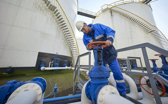 Giá khí đốt châu Âu bất ngờ tăng hơn 50%, nguy cơ xảy ra cuộc khủng hoảng năng lượng mới?