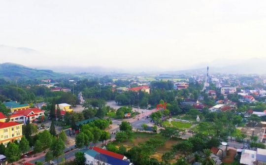 Huyện Ba Tơ: Khai thác tiềm năng, lợi thế để phát triển toàn diện, bền vững