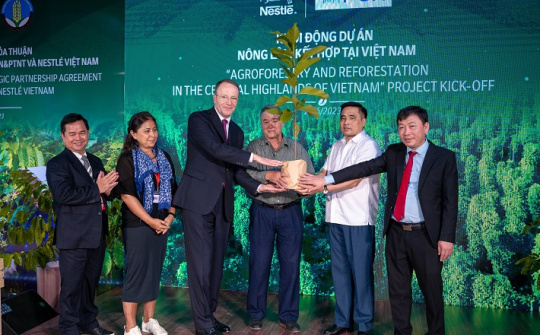 Nestlé tăng cường hợp tác thúc đẩy nông nghiệp tái sinh và phát thải thấp