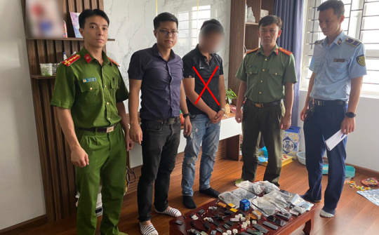 Triệt phá đường dây chuyên cung cấp thiết bị gian lận thi cử liên tỉnh