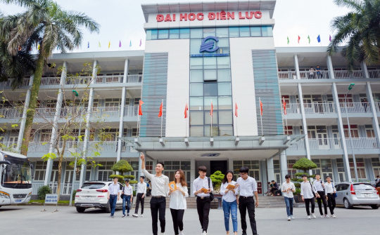 Đại học Điện lực: Tuyển sinh năm 2023 bằng 4 tổ hợp xét tuyển