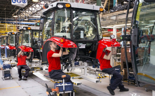 Hoạt động kinh tế khu vực Eurozone rơi xuống đáy 5 tháng