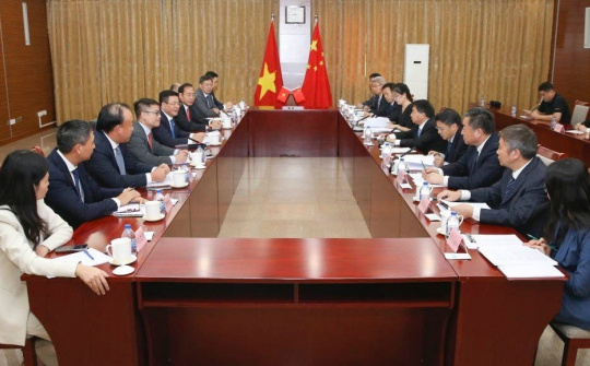 Việt Nam - Trung Quốc hình thành cơ chế hợp tác trong lĩnh vực quản lý thị trường