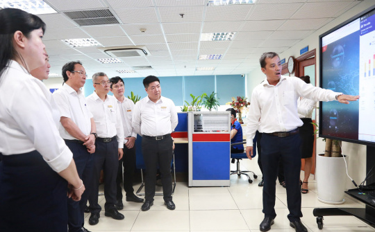 EVNHCMC không ngừng đổi mới, sáng tạo đảm bảo cung cấp điện cho phát triển kinh tế, xã hội