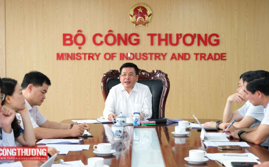 Bộ trưởng Nguyễn Hồng Diên làm việc với Đoàn thanh tra chuyên ngành về quản lý và cung ứng điện của EVN và các đơn vị liên quan