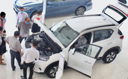 Giảm 50% lệ phí trước bạ với ô tô trong nước, doanh nghiệp nào trên sàn chứng khoán sẽ hưởng lợi?