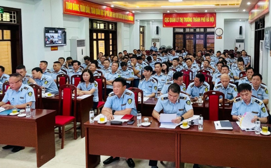6 tháng, Quản lý thị trường Hà Nội xử lý 2.554 vụ buôn lậu, gian lận thương mại