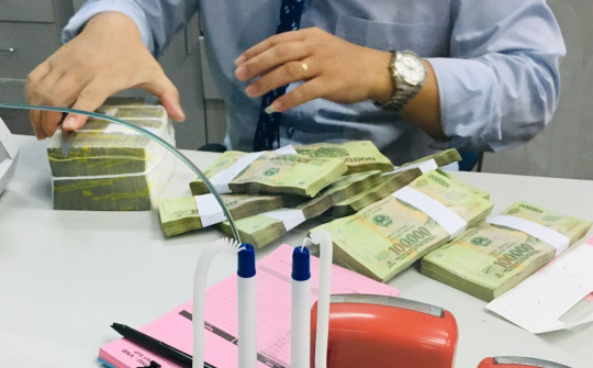 Mối liên hệ giữa tỷ giá hối đoái, tăng trưởng và lãi suất ở Việt Nam