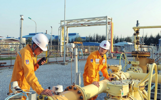 PV GAS D: Chia cổ tức tiền mặt “khủng”, cổ phiếu lên mức cao nhất lịch sử niêm yết