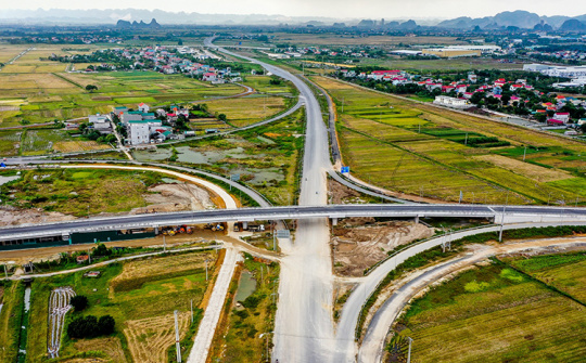Thủ tướng yêu cầu tập trung triển khai các công trình, dự án quan trọng quốc gia, trọng điểm ngành Giao thông vận tải