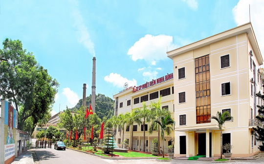 Nhiệt điện Ninh Bình thi đua sản xuất điện gắn với bảo vệ môi trường