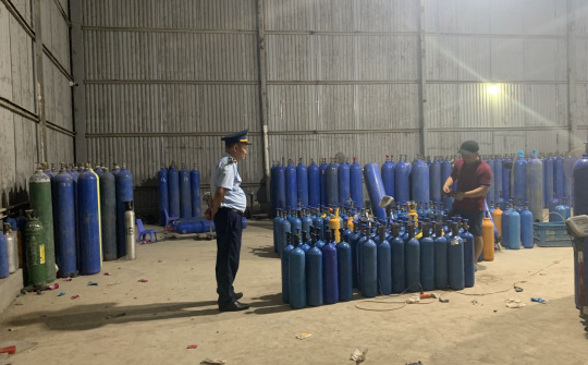 Phát hiện trên 1,3 tấn khí N2O không rõ nguồn gốc tại Bắc Ninh
