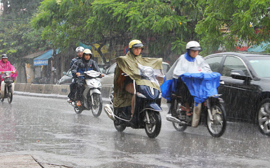 Thời tiết hôm nay 29/7: Hà Nội có mưa và dông, có thể ảnh hưởng đến các sự kiện ngoài trời