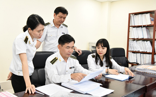 Các nhân tố ảnh hưởng đến chất lượng kiểm toán: nghiên cứu tại Thành phố Hồ Chí Minh