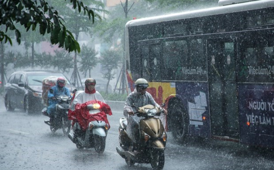 Thời tiết hôm nay 31/7: Mưa to và dông tại Tây Nguyên và Nam Bộ sẽ kéo dài nhiều ngày tới