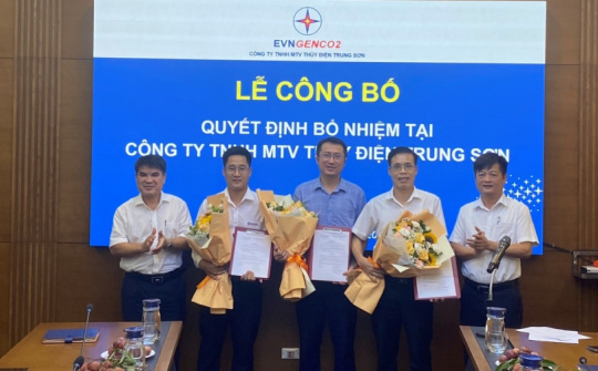 Thủy điện Trung Sơn công bố và trao các Quyết định bổ nhiệm