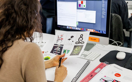 Tìm việc làm thêm cho dân văn phòng