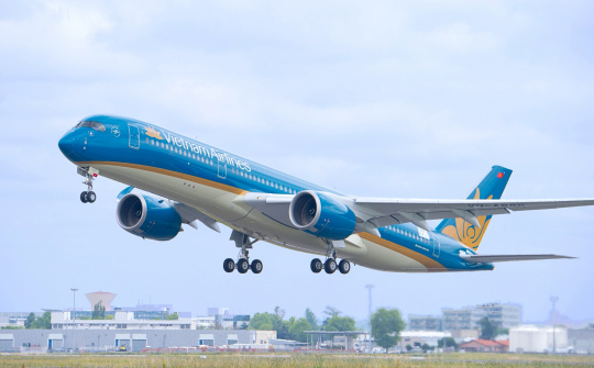 Cổ phiếu HVN tăng phiên thứ 3 liên tiếp bất chấp Vietnam Airlines tiếp tục báo lỗ trên nghìn tỷ