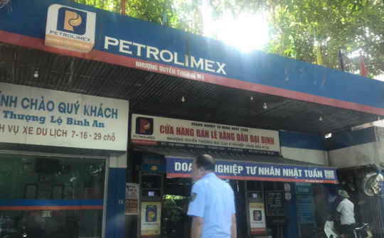 Hà Nội: Xử phạt một doanh nghiệp kinh doanh xăng dầu vi phạm về chất lượng
