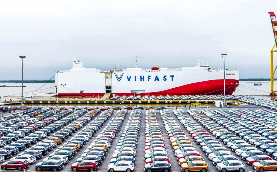 VinFast sẽ niêm yết trên sàn chứng khoán Mỹ từ 15/8, cổ phiếu VIC xác lập nhịp tăng mạnh