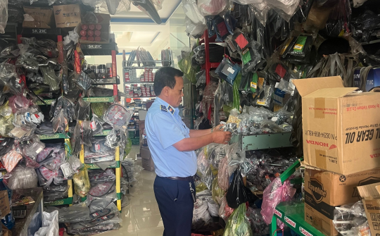 Kinh doanh phụ tùng xe máy giả mạo nhãn hiệu Honda, một doanh nghiệp ở Pleiku bị xử phạt