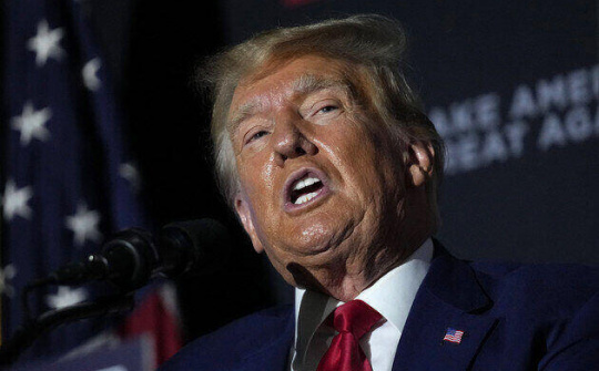 Quốc tế nổi bật: Ông Donald Trump tiếp tục “dính đòn”