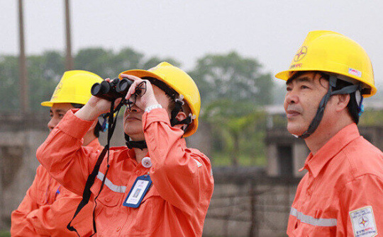 Tản mạn chuyện  công suất dự phòng mùa nắng nóng