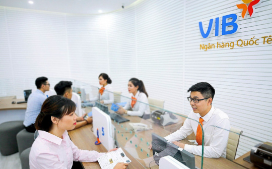 Ngân hàng VIB ghi nhận loạt giao dịch “khủng” liên quan đến lãnh đạo và người thân