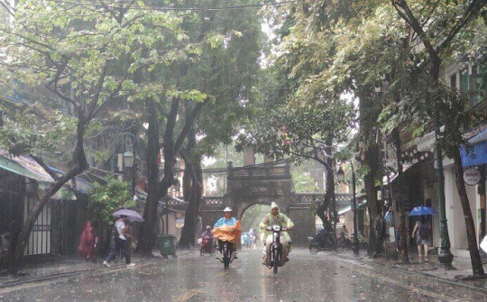 Thời tiết hôm nay ngày 21/8/2023: Hà Nội mưa to cục bộ