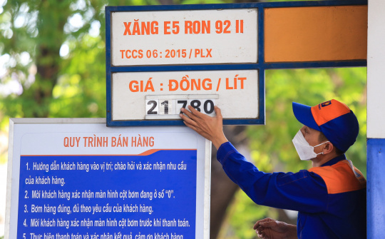Giá xăng dầu tiếp tục tăng trong kì điều chỉnh cuối tháng 8/2023