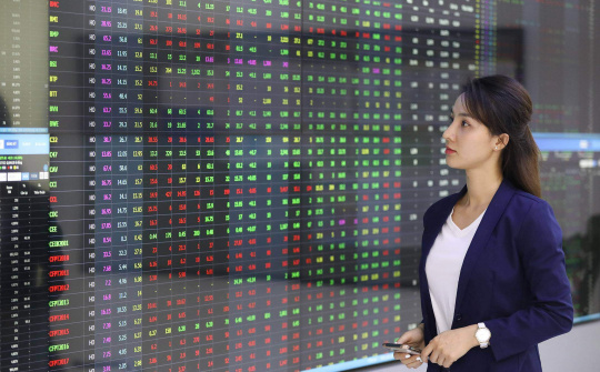 Tác động của dịch bệnh COVID-19 đối với hoạt động của thị trường chứng khoán Việt Nam