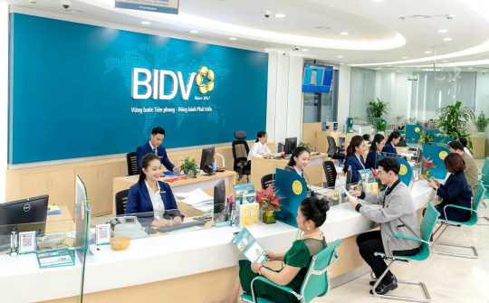 4 ngân hàng lớn đồng loạt giảm "sốc" lãi suất huy động xuống mức thấp nhất thị trường