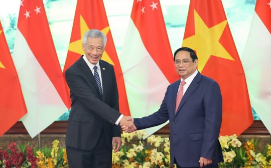 Thủ tướng Phạm Minh Chính chủ trì lễ đón Thủ tướng Singapore Lý Hiển Long