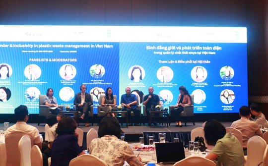 Nâng cao vai trò của phụ nữ trong quản lý chất thải nhựa