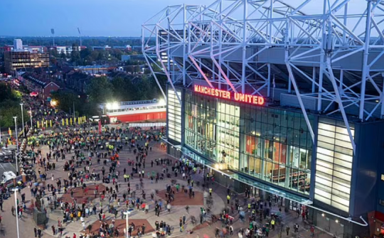 Nhà Glazer chưa bán Manchester United