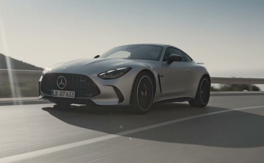 Mercedes-AMG GT Coupe 2024 ra mắt với 2+2 chỗ ngồi, AWD và 577 mã lực