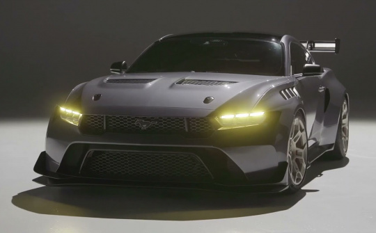 Ford Mustang GTD 2025: Chiếc Mustang tiên tiến và táo bạo nhất từ trước đến nay