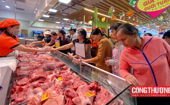 Giá heo hơi hôm nay 4/8: Lên cao nhất 62.000 đồng/kg tại tỉnh Thái Bình