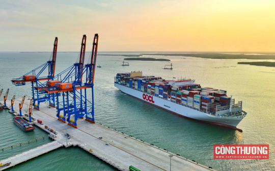 Phấn đấu sớm triển khai hai tuyến đường sắt kết nối cảng biển