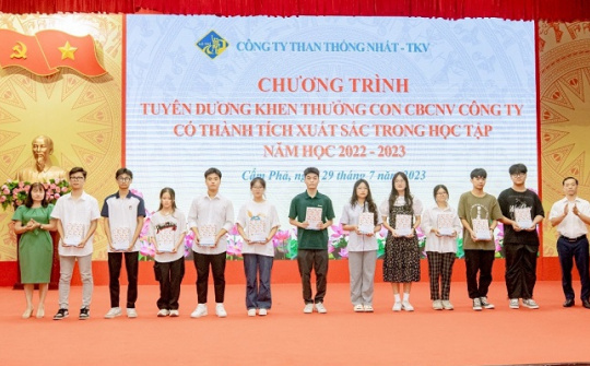 Than Thống Nhất: Dành 279,5 triệu đồng khen thưởng con CBCNV đạt học sinh giỏi