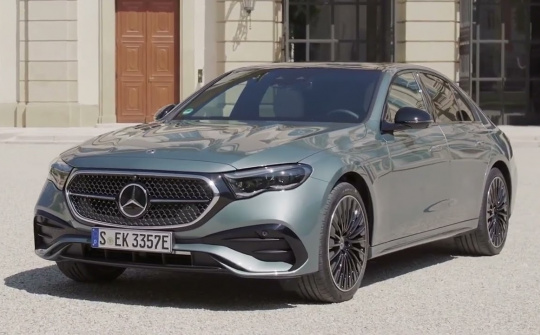 Mercedes-Benz E-Class 2024: Thiết kế mới, tập trung vào giải trí