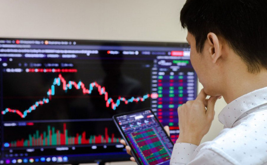 Phát triển thị trường chứng khoán Việt Nam ổn định, an toàn trong bối cảnh chuyển đổi số hiện nay