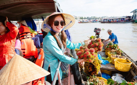 Ý định và hành vi du lịch có trách nhiệm của du khách Việt Nam tổng quan lý thuyết và đề xuất mô hình nghiên cứu